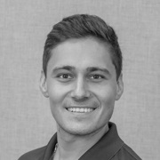 Oscar Safairad photo